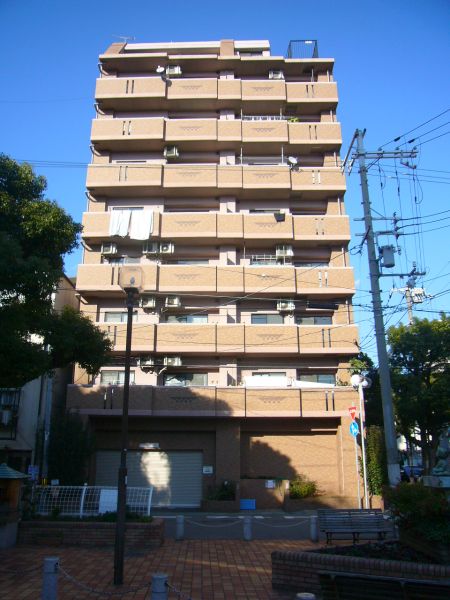 438082102-1